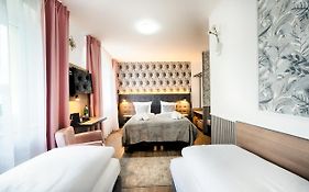 Home Hotel