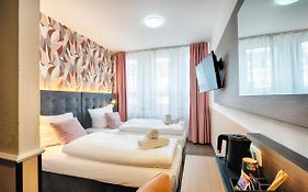 Home Hotel